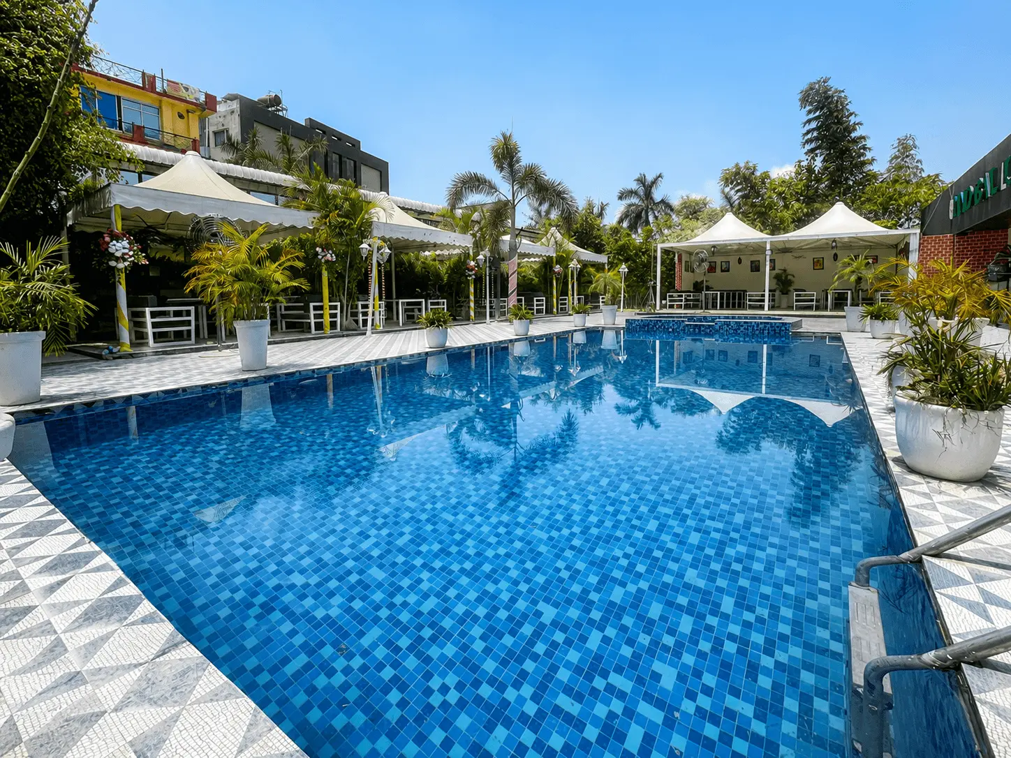 resort gallery